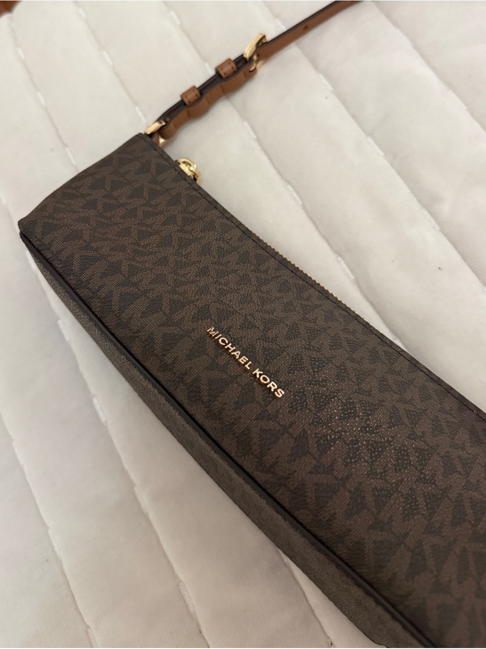Michael Kors Brown Shoulder Bag with Gold Hardware - Brand New